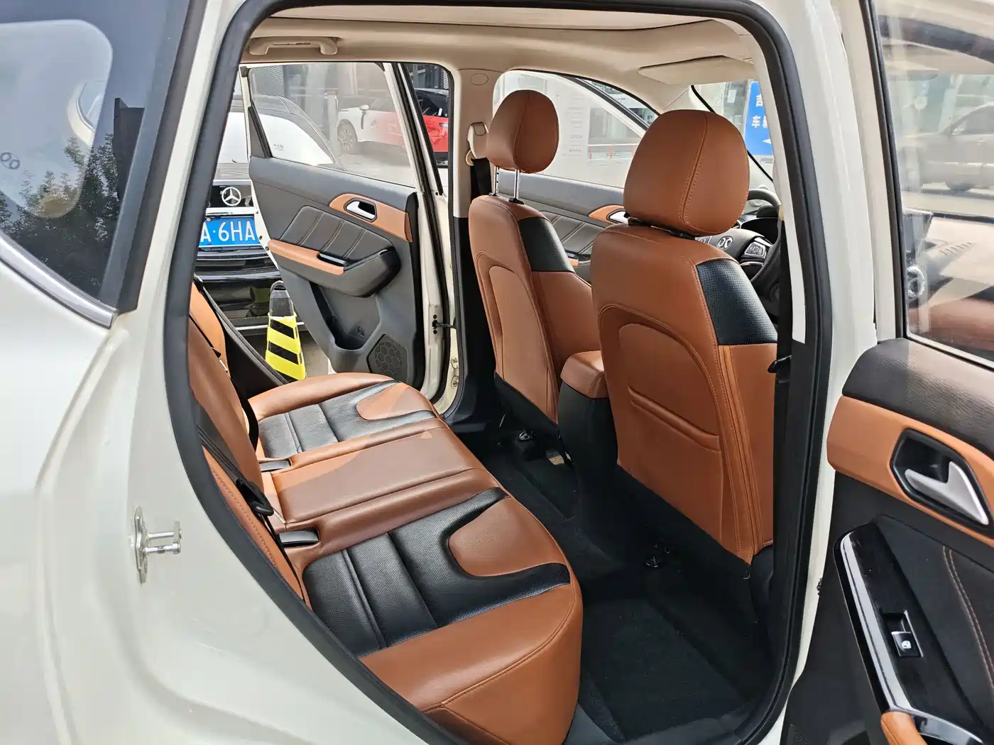 BAIC Senova X35 2018 2016 1.5L Automatic Luxury Edition