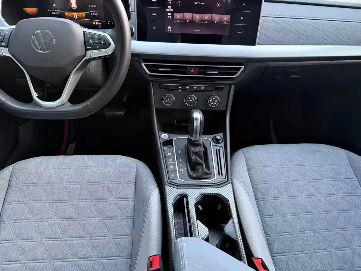 Фото 21 - Volkswagen Lavida