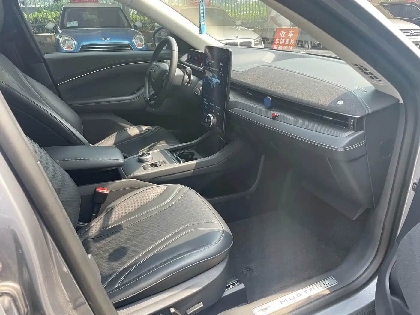 Ford Mustang Mach-E 2023 2021 Boundless RWD Luxury (Long Range)
