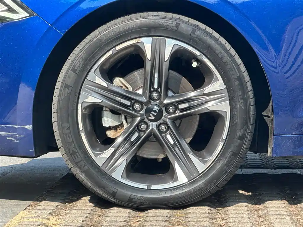 Kia K5 2020 270T CVVD Luxury Edition фото 11