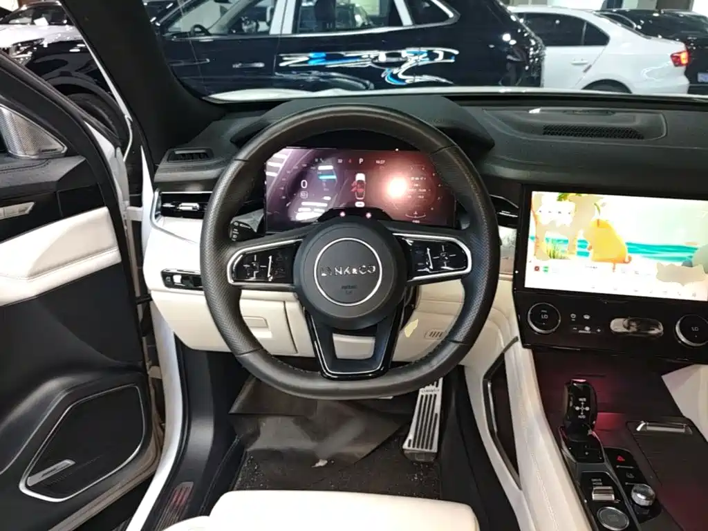 Lynk & Co 09 2022 2021 2.0T Ultra 7-Seater