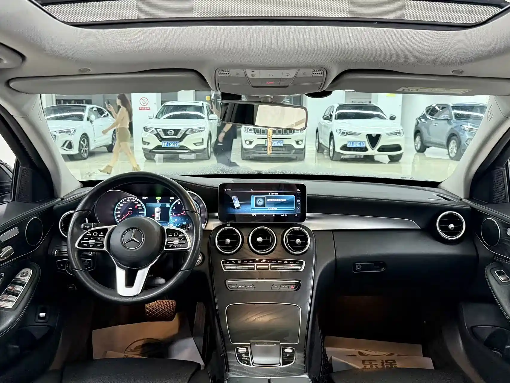 Фото 8 - Mercedes-Benz C-Class