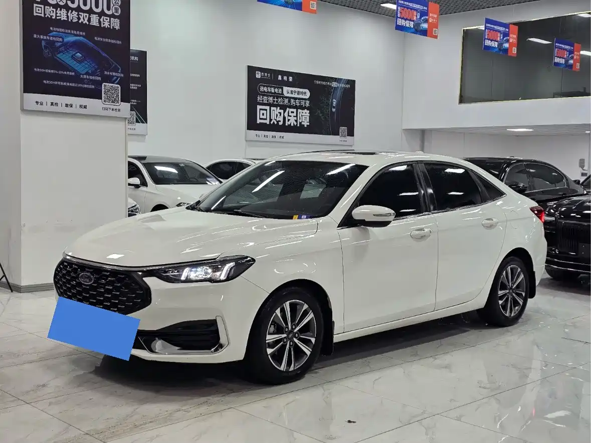 Ford Escort 2022 2021 1.5L Automatic Diamond Edition