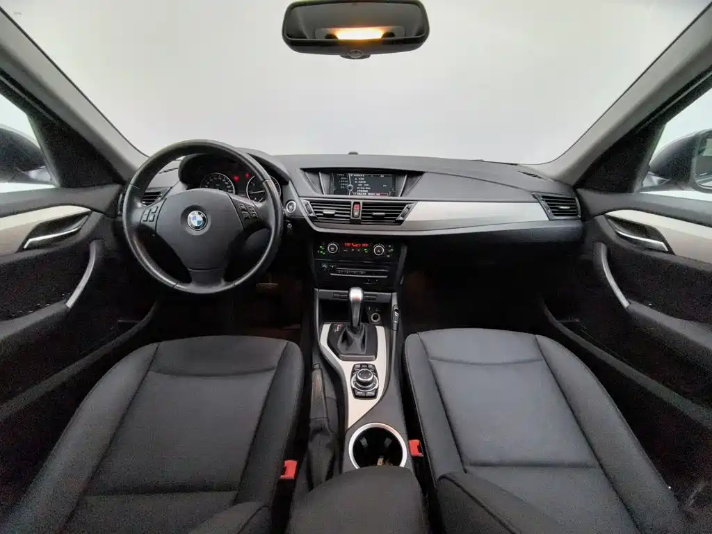 BMW X1 (Import) 2014 2012 sDrive18i Luxury