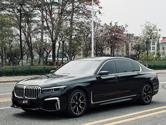 BMW 7 SERIES