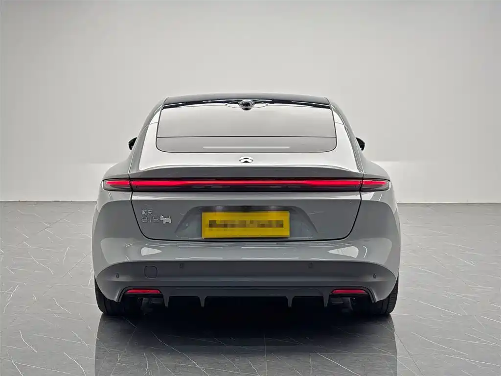 NIO NIO ET5