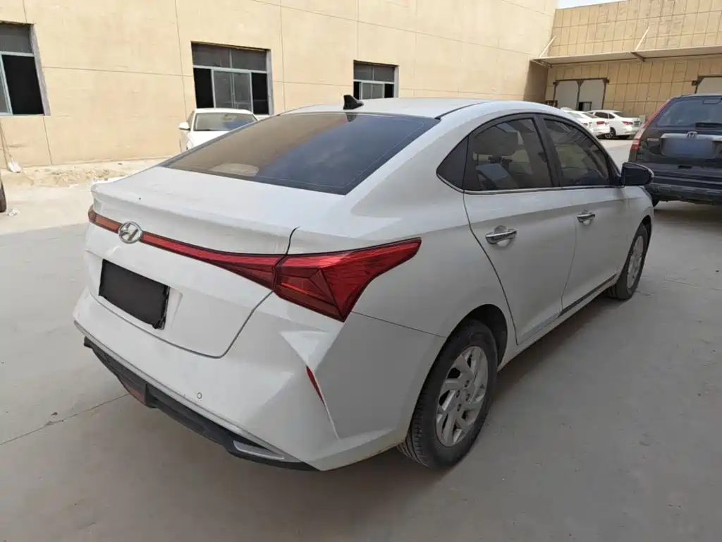 Hyundai Verna 2021 2020 1.4L CVT GLS Cool Edition