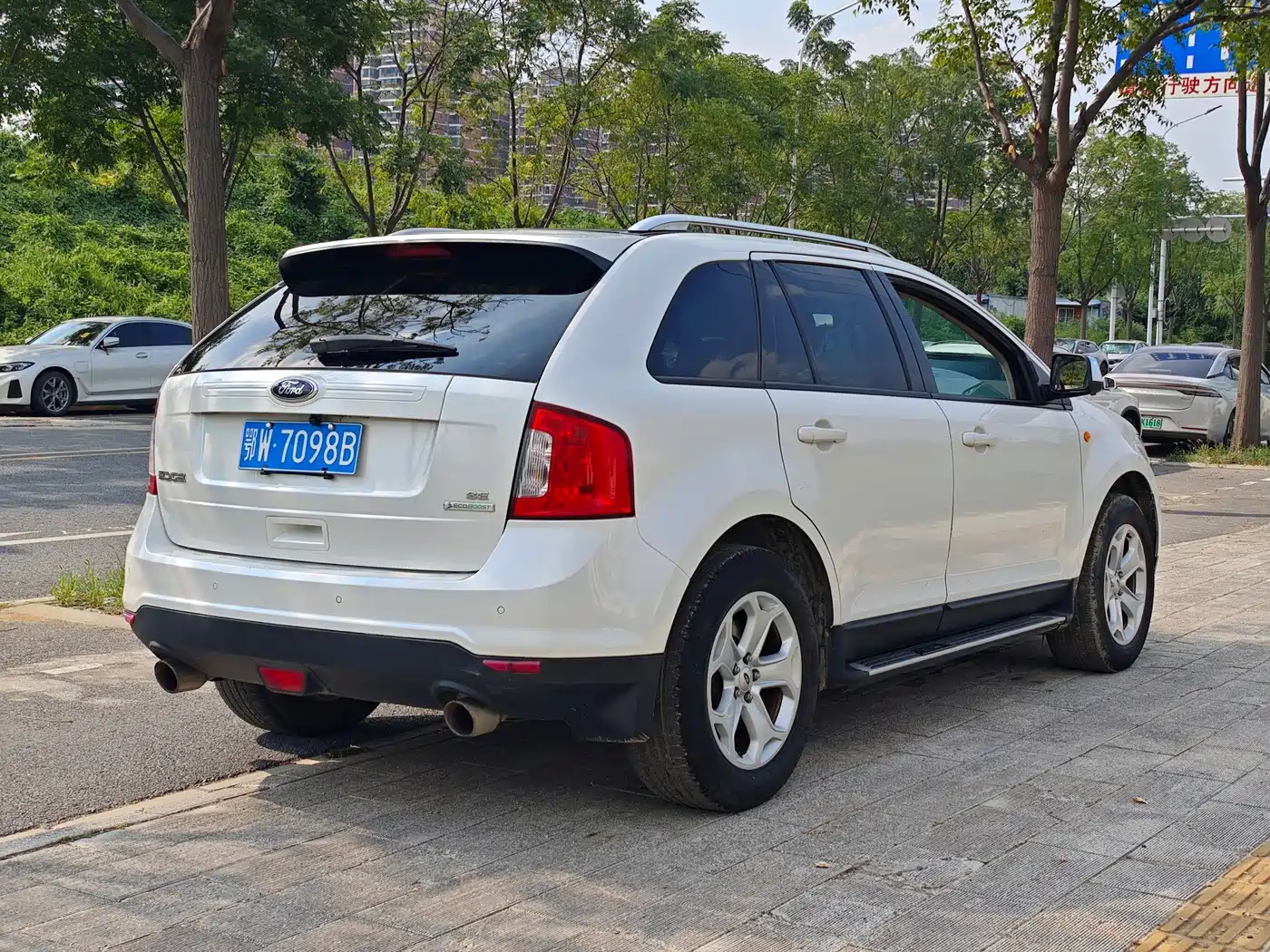 Ford Edge (Import) 2014 2012 2.0T Elite Sunroof Edition