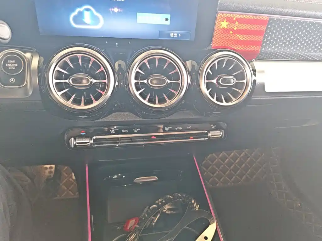 Mercedes-Benz GLB 2025 2025 GLB 220 Dynamic