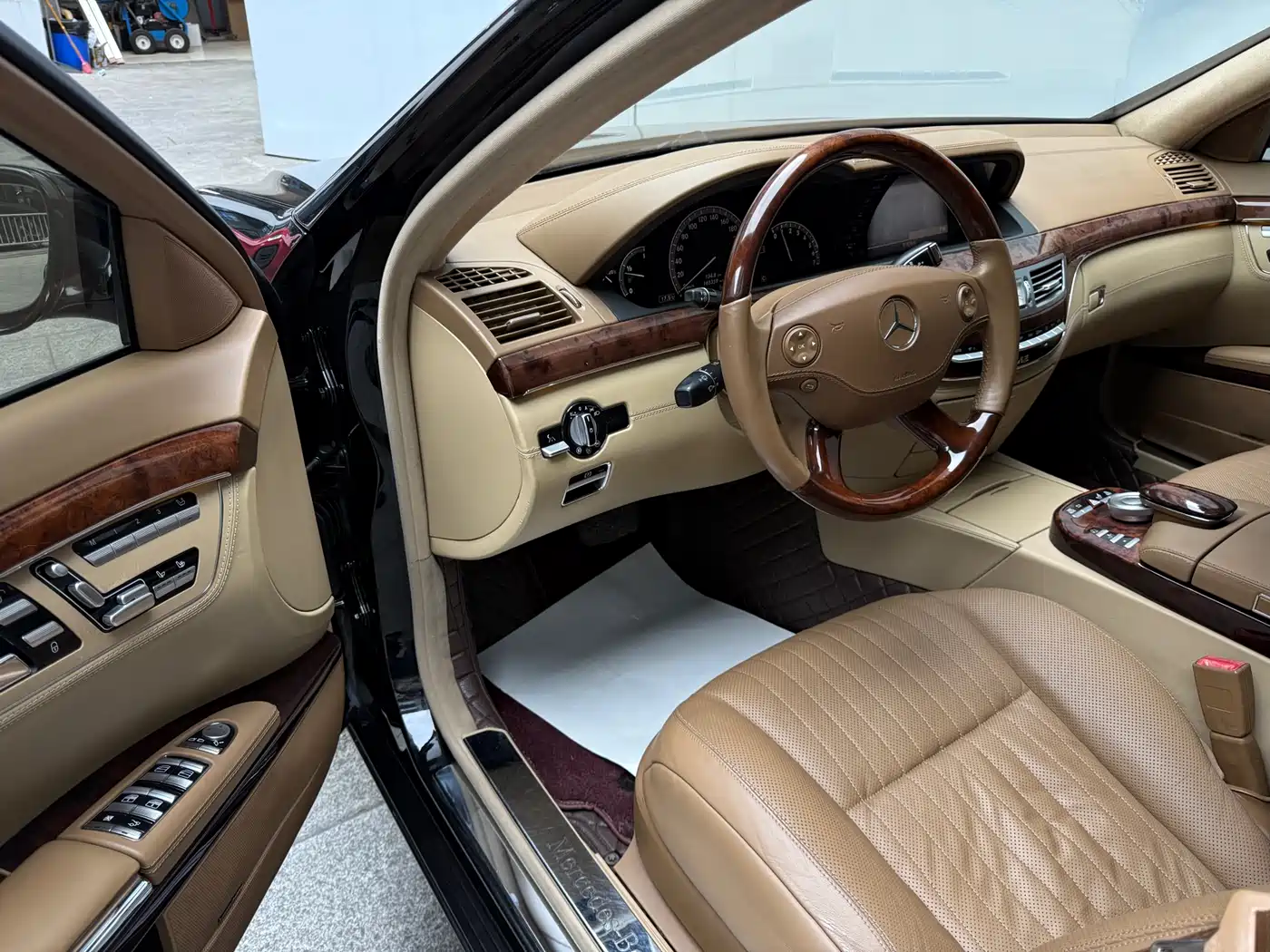 Mercedes-Benz S-Class 2008 Model S 600 L фото 7