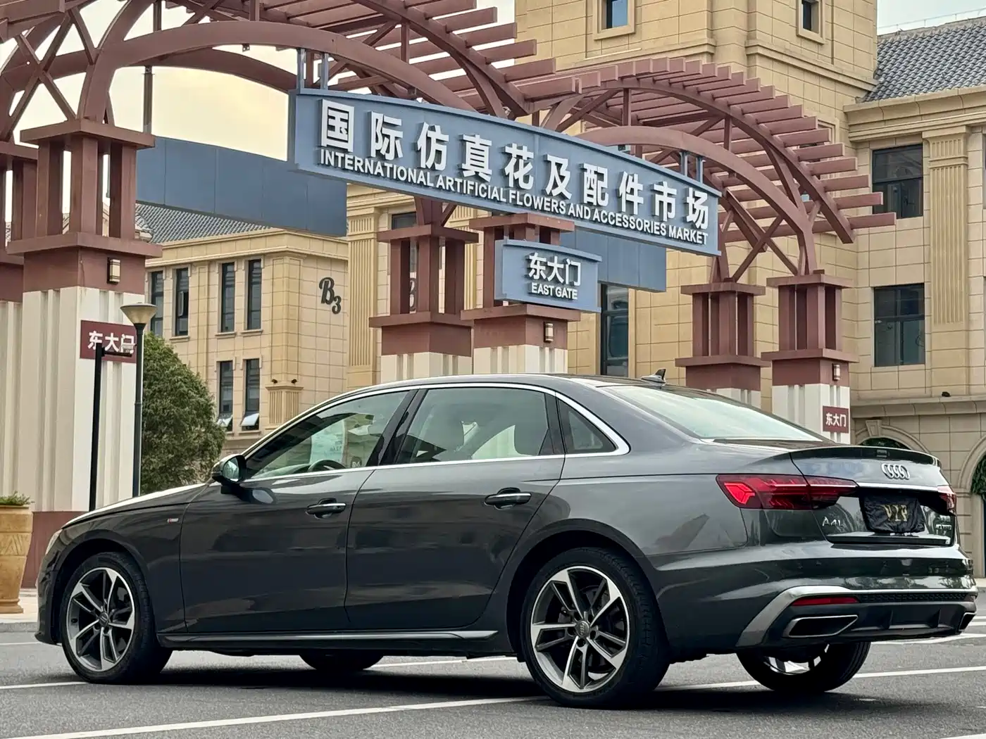 Фото 9 - Audi A4L