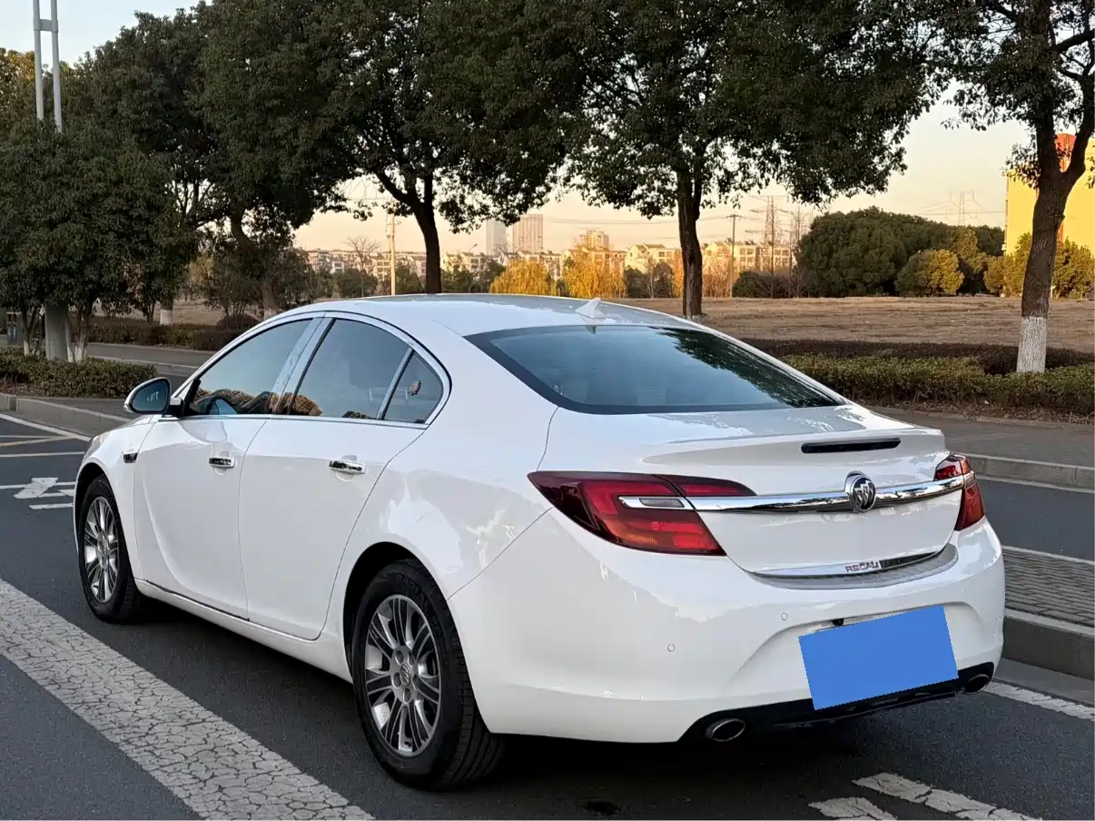 Buick Regal 2015 1.6T Elite Tech Edition фото 6