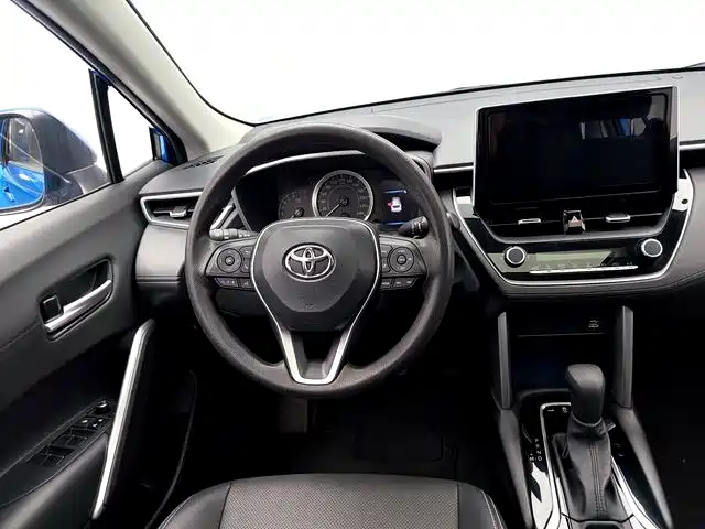 Toyota Frontlander 2022 2.0L CVT Luxury PLUS Edition фото 12