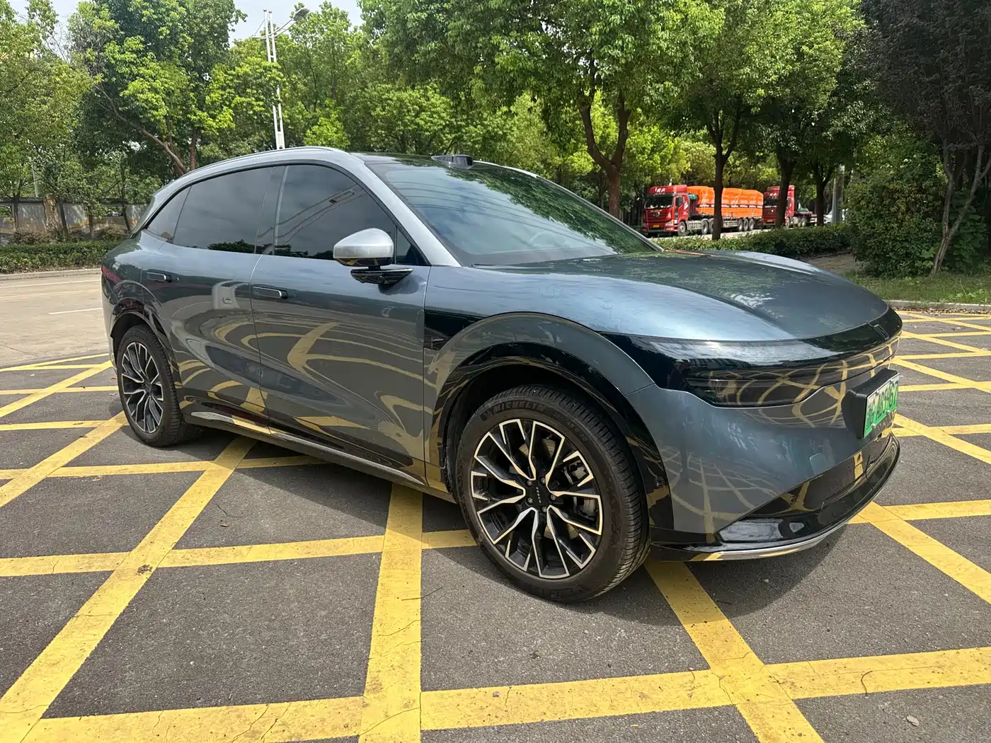 2025 ZEEKR 7X