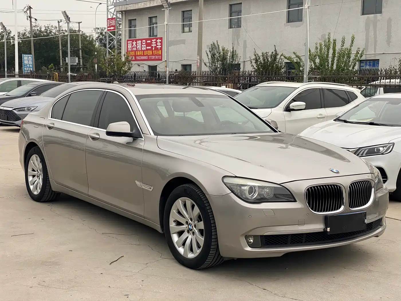 BMW 7 Series 2011 740Li Steinway Limited Edition фото 3