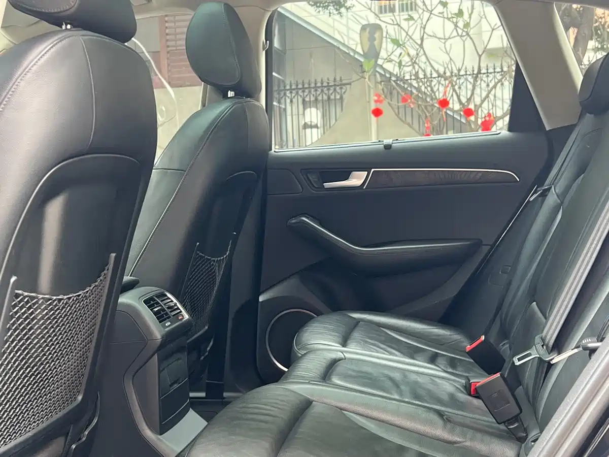 Audi Q5 (Import) 2012 2010 3.2FSI Sport
