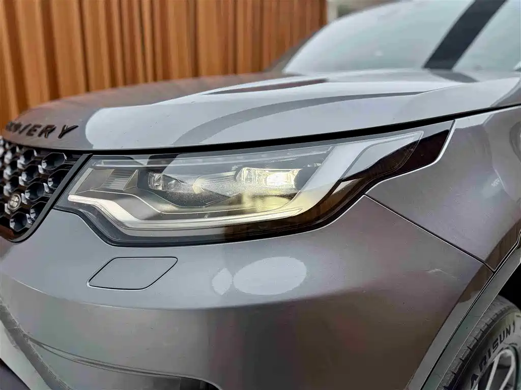 Land Rover Discovery 2021 360PS R-Dynamic S фото 20