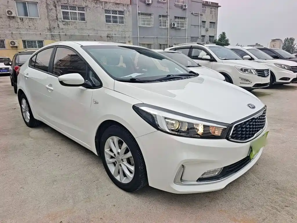 Фото 4 - Kia K3