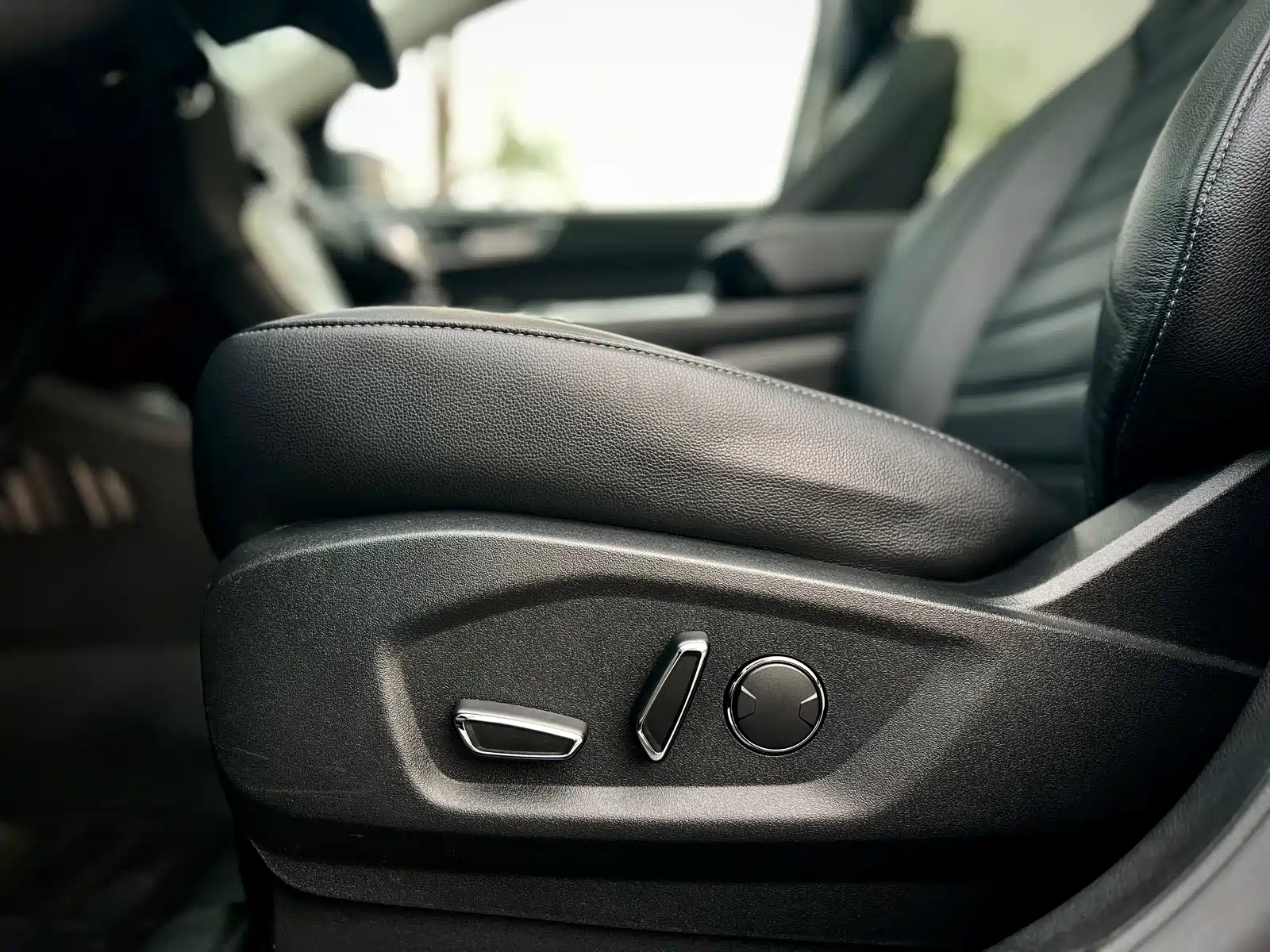 Фото 23 - Ford Edge