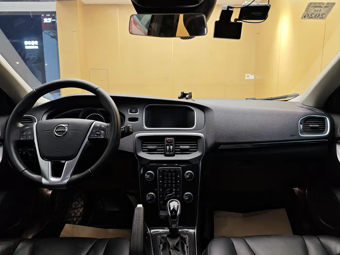 Volvo V40 2018 2018 T3 Inscription Edition