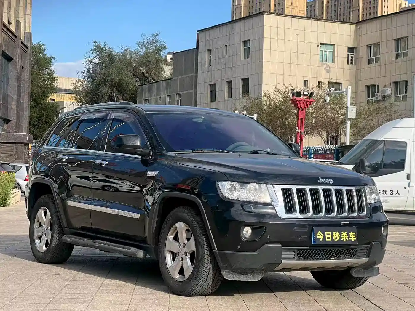 Фото 3 - Jeep Grand Cherokee (Import)