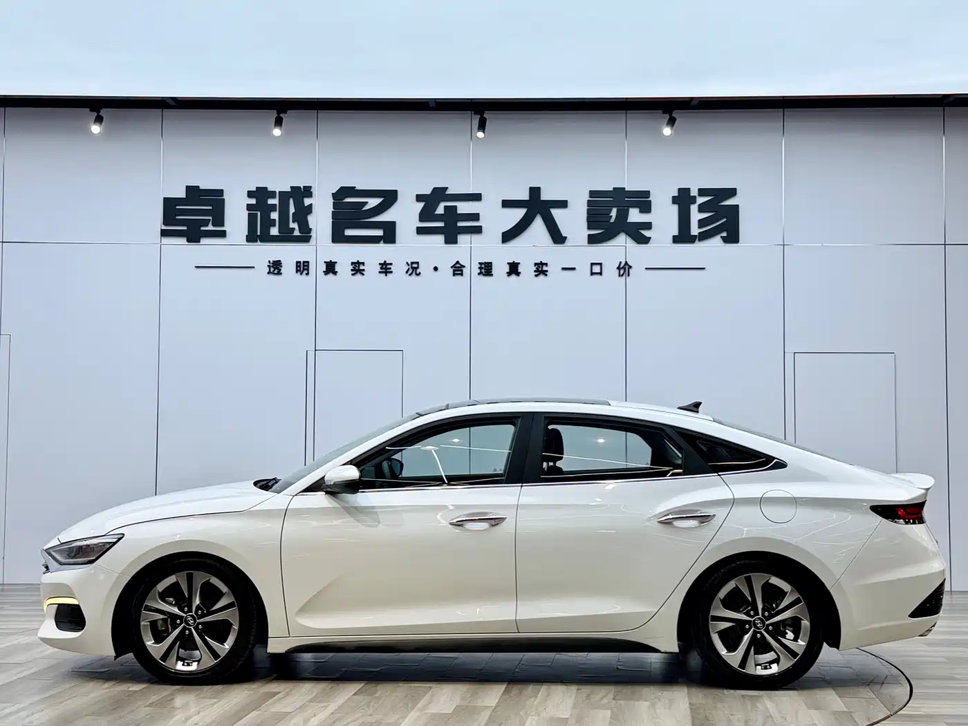 Hyundai Fista 2019 280TGDi Sport Edition China VI фото 4
