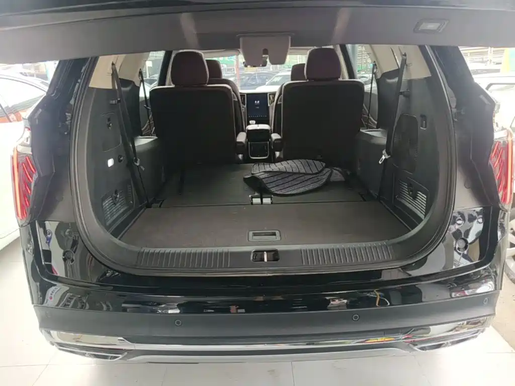 Hongqi HS7 PHEV 2025 2024 2.0T PHEV 4WD Flagship Edition 6-seater