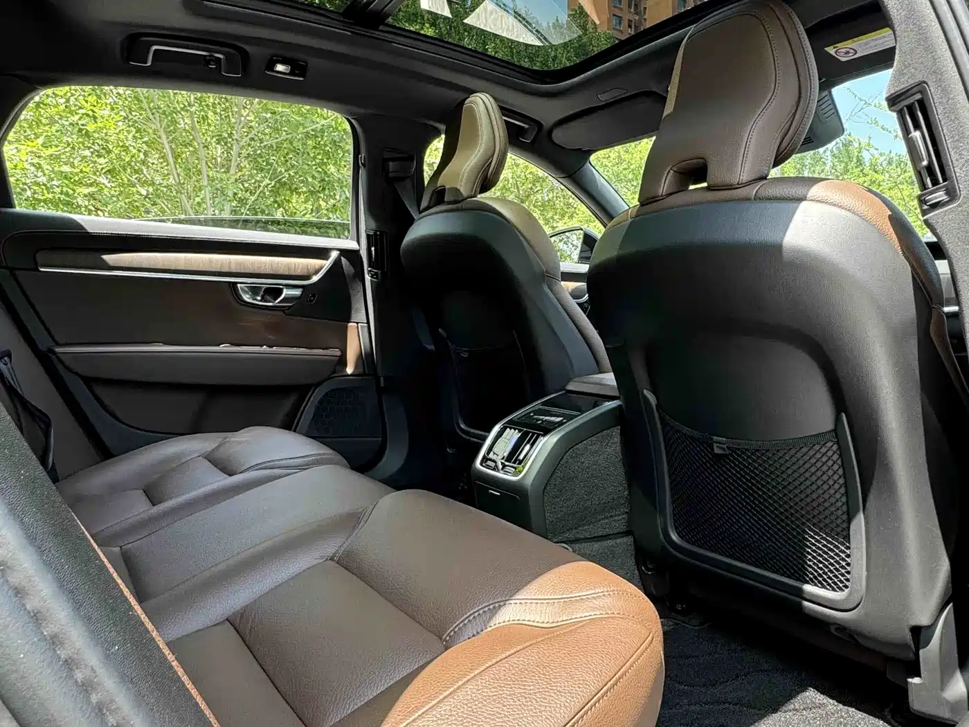 Фото 17 - Volvo S90