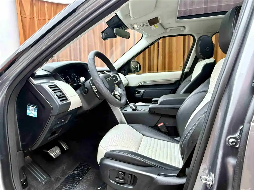 Land Rover Discovery 2021 360PS R-Dynamic S фото 7