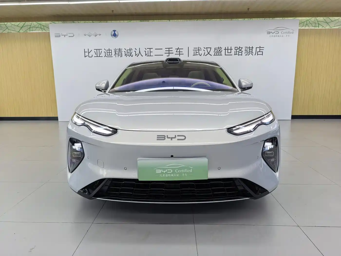 BYD Seal 08 2026