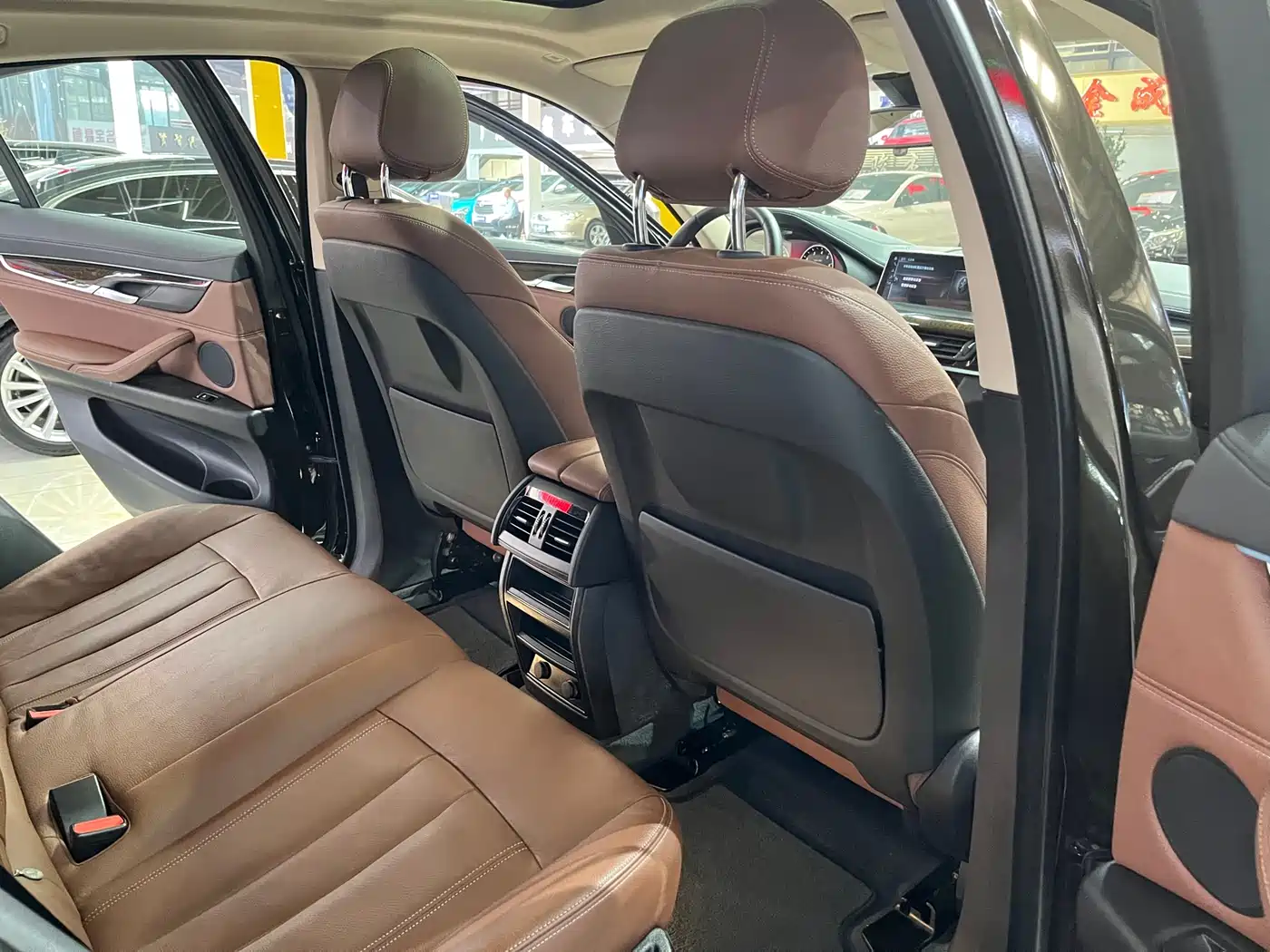 BMW X6 2017 xDrive28i фото 24