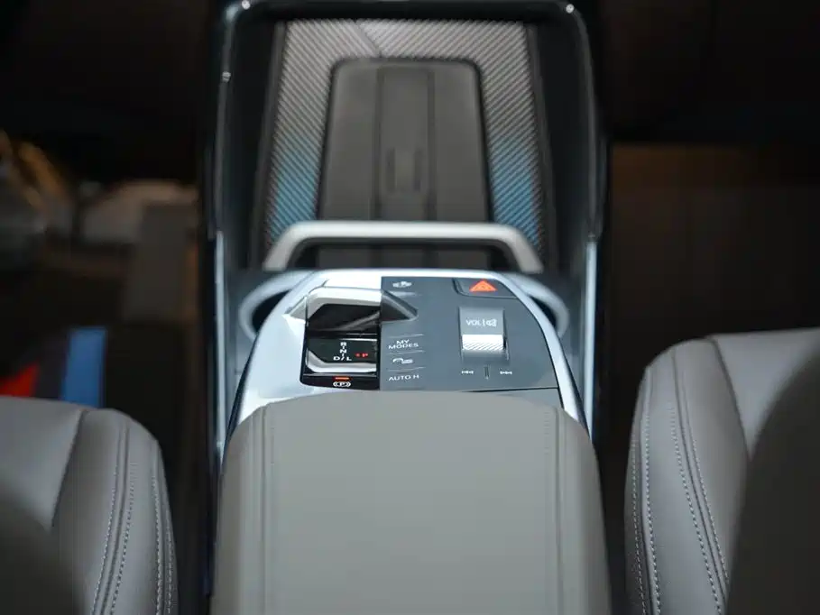 BMW X1 2025 sDrive25Li X Design Package фото 14