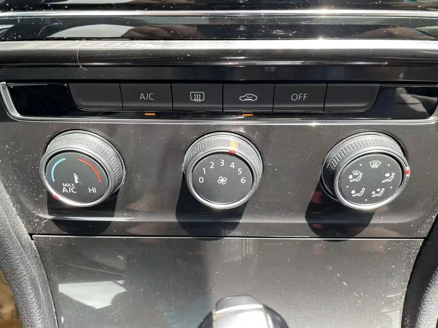 Фото 21 - Volkswagen Golf