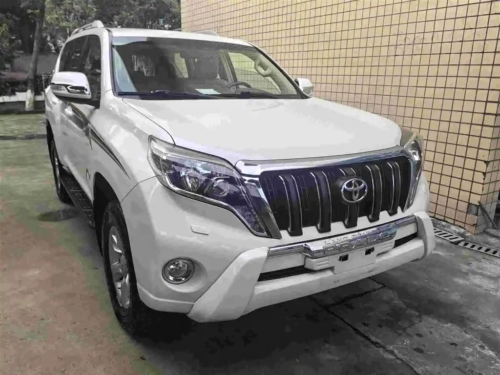 Toyota Prado (Import) 2015 2014 2.7L Automatic Luxury