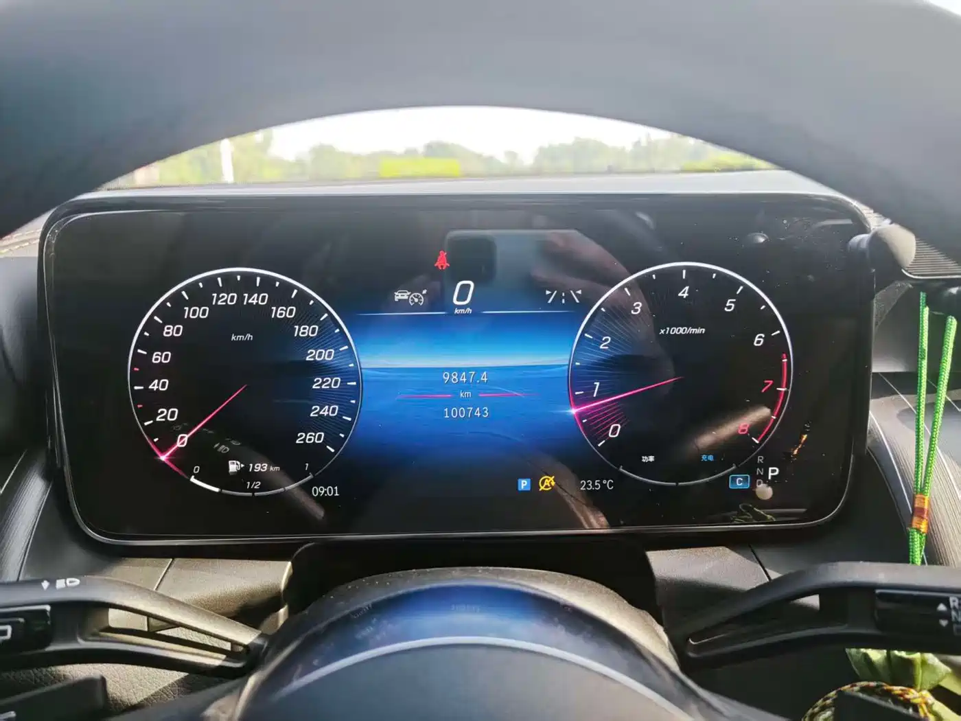 Photo 9 - Mercedes-Benz GLC