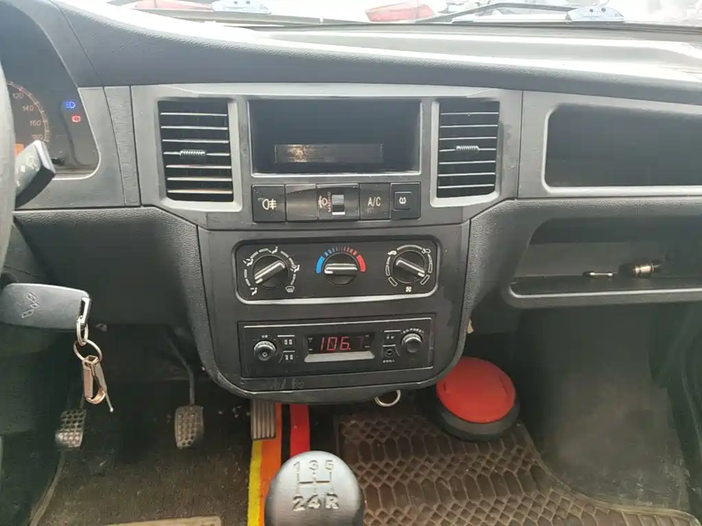 Wuling Motors Wuling Zhiguang 2021 2020 1.2L Utility China VI LSI