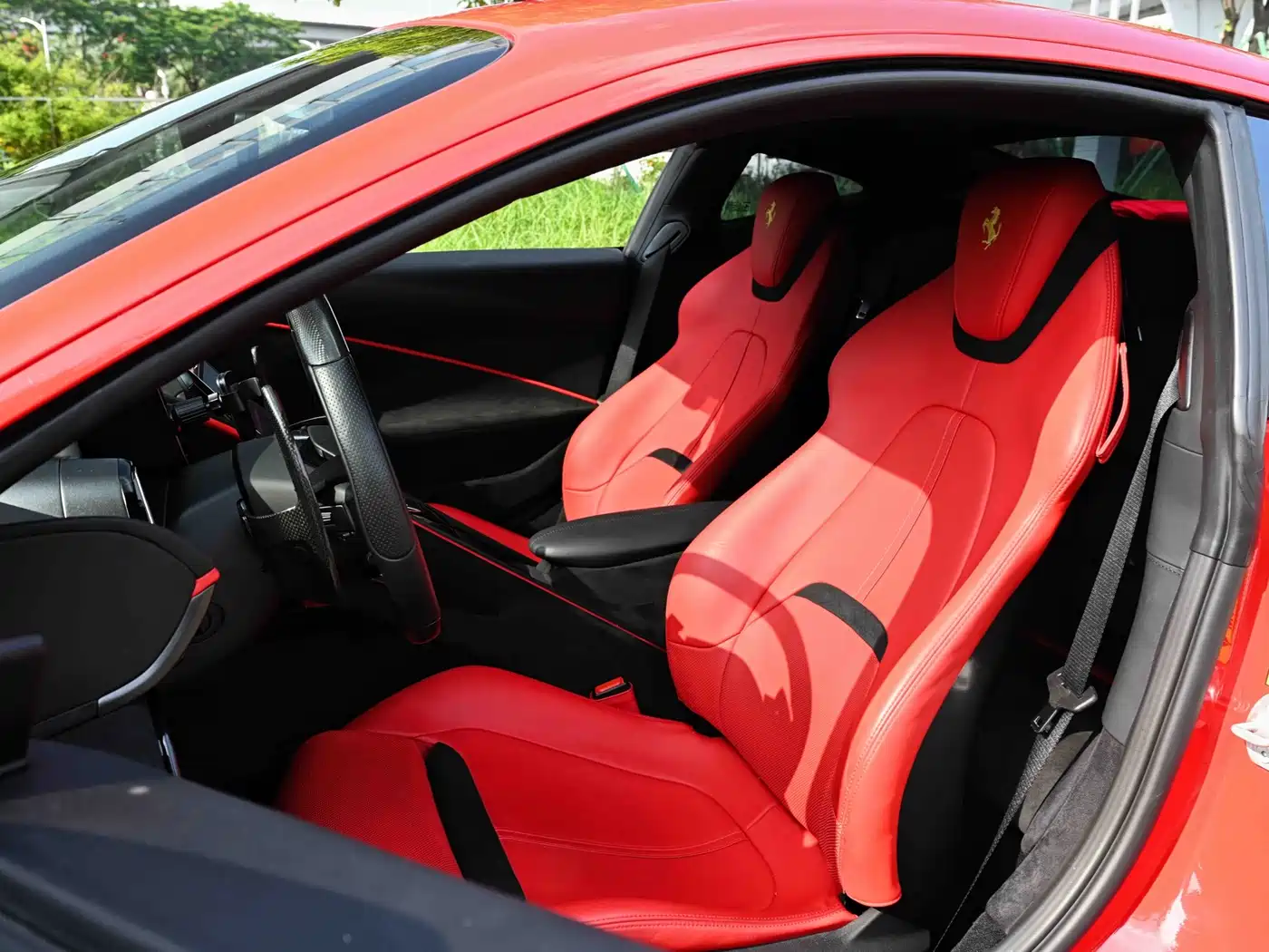 Ferrari Roma 2025 2020 3.9T V8