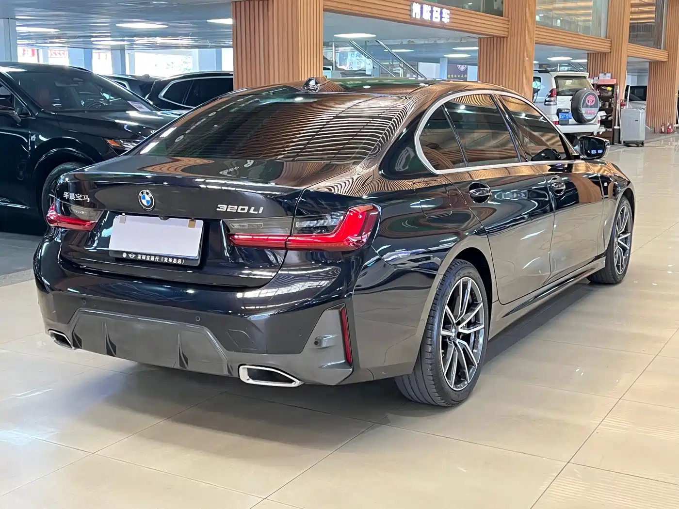 BMW 3 Series 2024 320Li M Sport Package фото 22