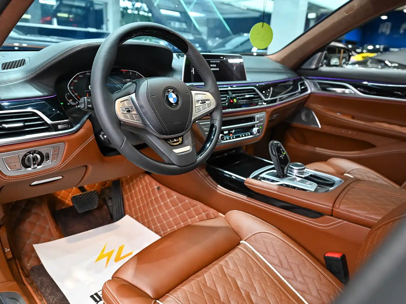 BMW 7 Series 2021 Model 740Li xDrive Executive Luxury Package фото 11