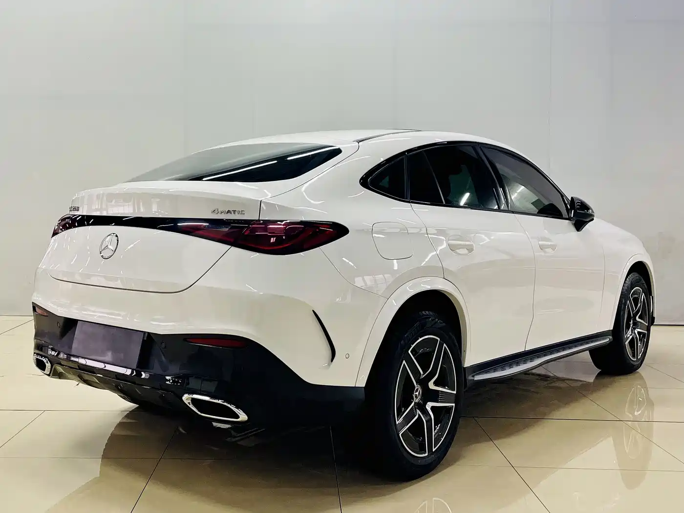Mercedes-Benz GLC Coupe 2024 2024 GLC 260 4MATIC Coupe SUV