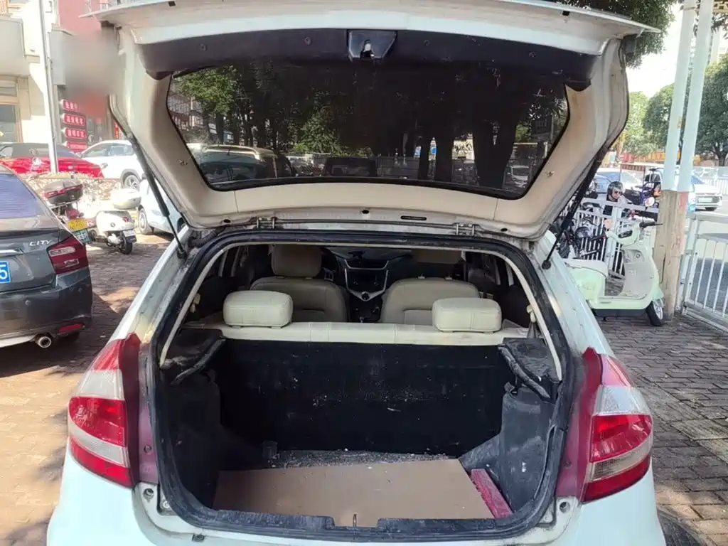 Chery Fengyun 2 2015 2016 1.5L Manual Premium Edition