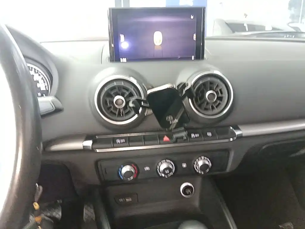 Photo 13 - Audi A3
