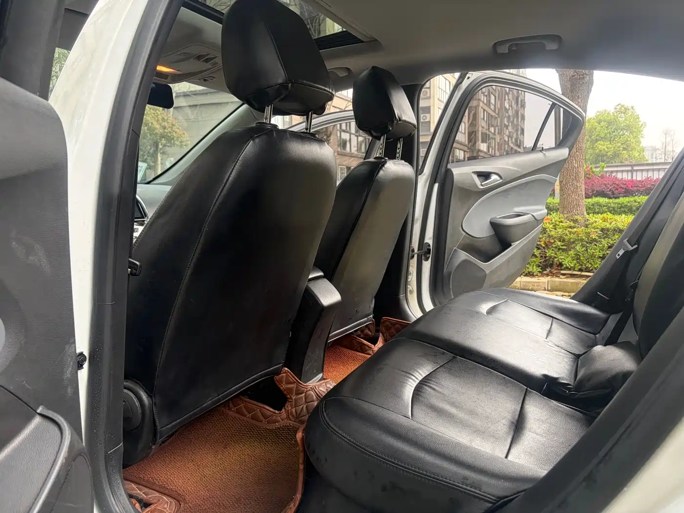 Chevrolet Cruze 2018 2018 320 Automatic Pioneer Sunroof Edition