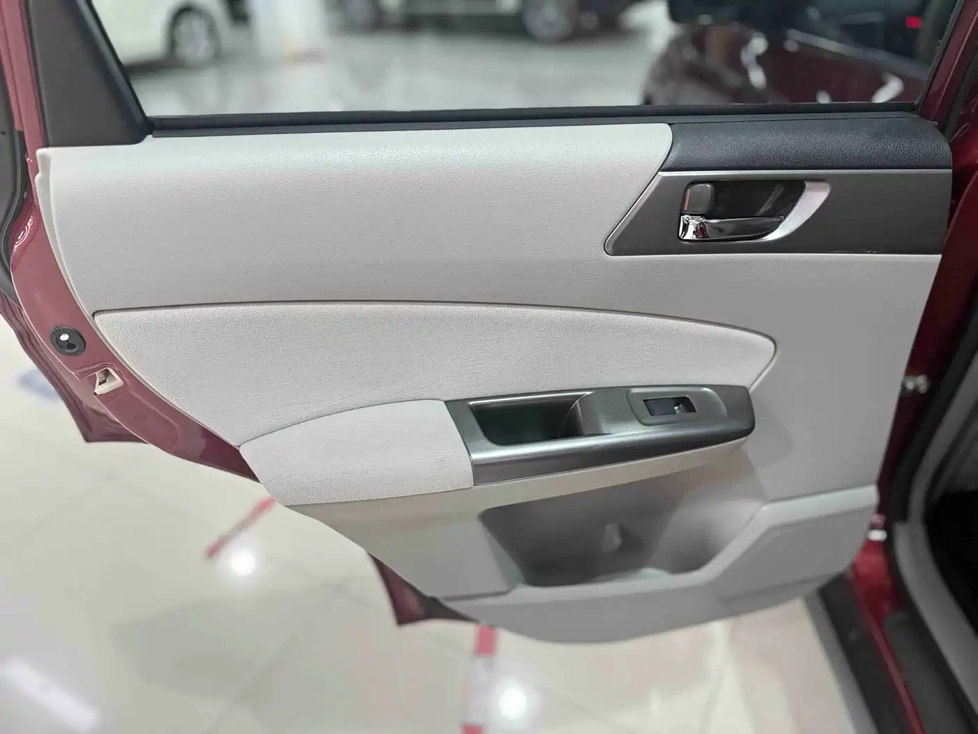 Subaru Forester 2011 2.5XS Automatic Luxury Edition фото 15
