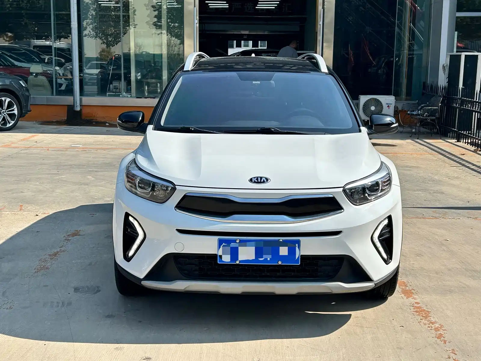 Фото 2 - Kia KX1