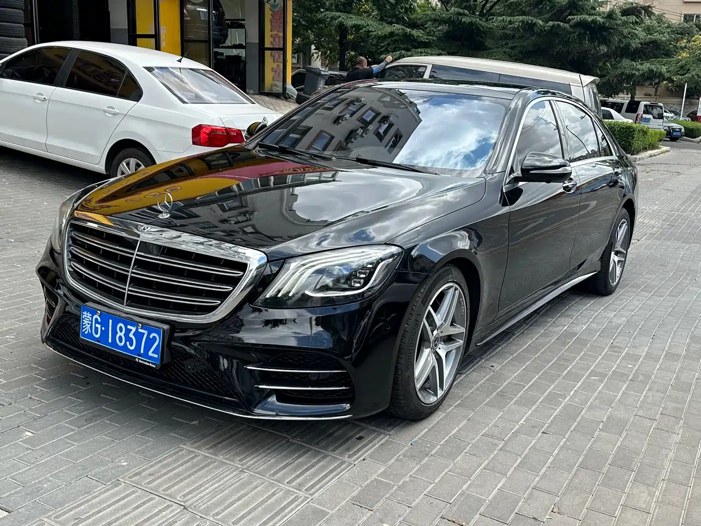 Фото 1 - Mercedes-Benz S-Class