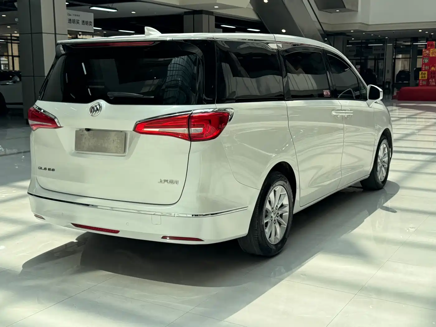 Buick GL8 2018 ES 28T Comfort Type China VI фото 7