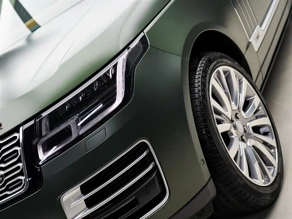 Land Rover Range Rover 2022 5.0 SC V8 565PS SVA Peak Collection Edition фото 2