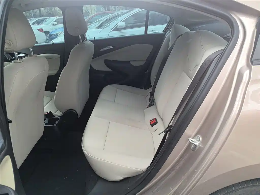 Buick Excelle 2018 15N CVT Elite фото 10