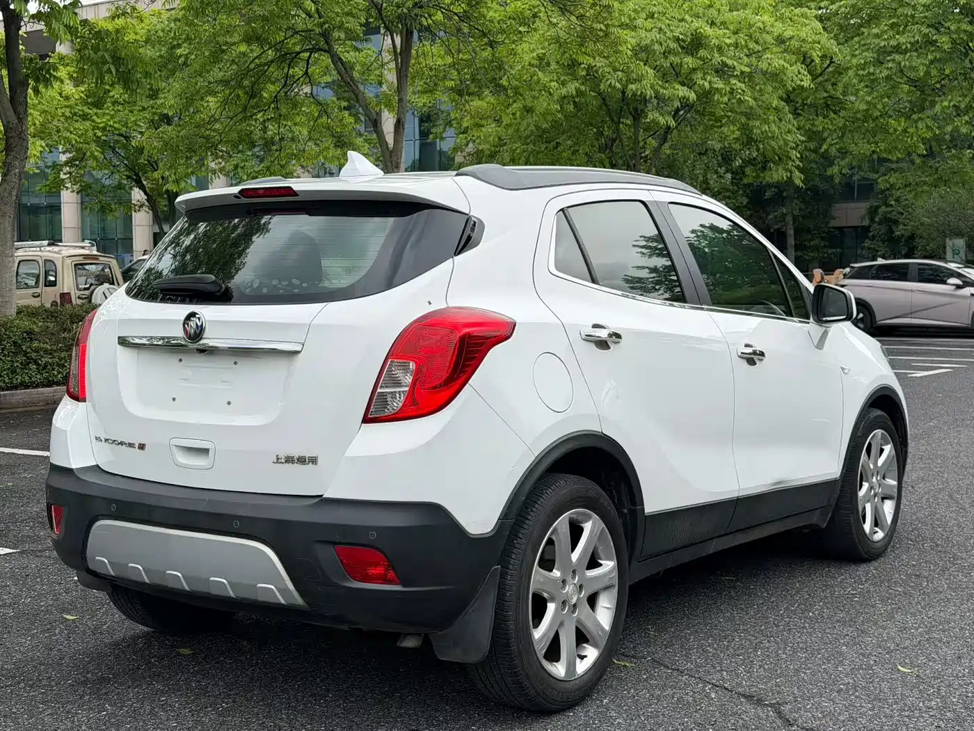 Фото 8 - Buick Encore